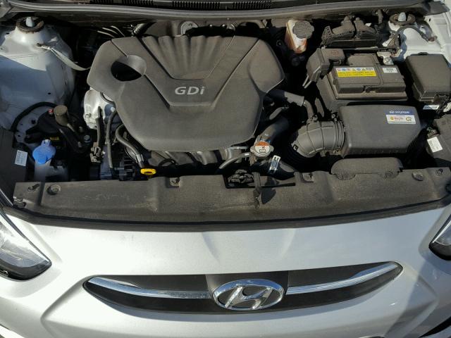 KMHCT4AE0GU099732 - 2016 HYUNDAI ACCENT SE SILVER photo 7