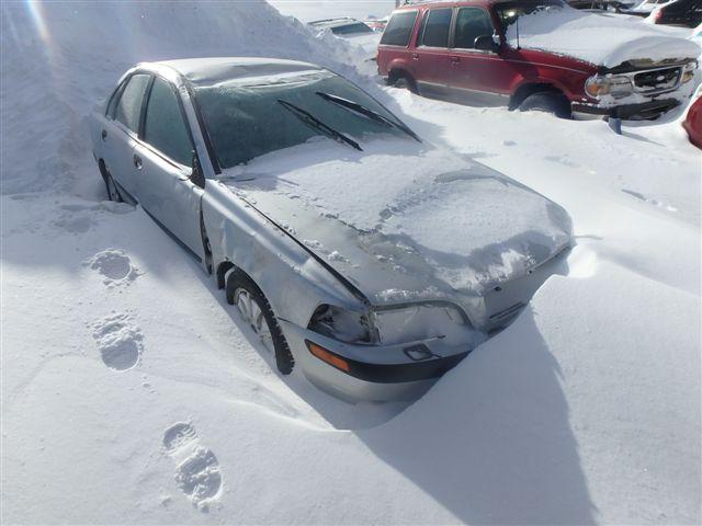 YV1VS27534F026103 - 2004 VOLVO S40 1.9T GRAY photo 1