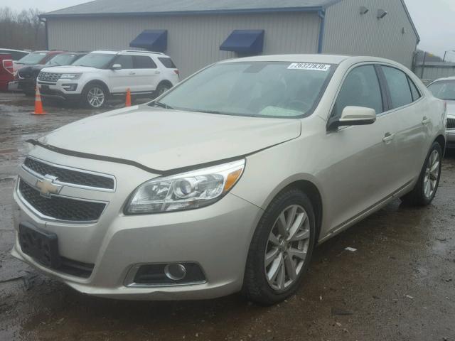 1G11E5SA9DF286452 - 2013 CHEVROLET MALIBU 2LT GOLD photo 2