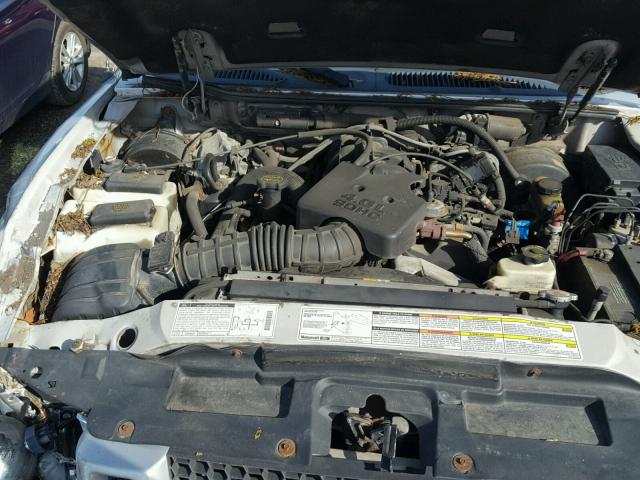 1FMZU77E11UB68077 - 2001 FORD EXPLORER S GRAY photo 7