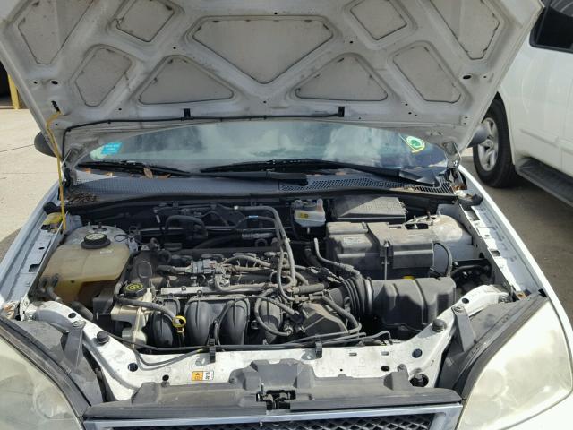 1FAFP34N67W109122 - 2007 FORD FOCUS ZX4 WHITE photo 7