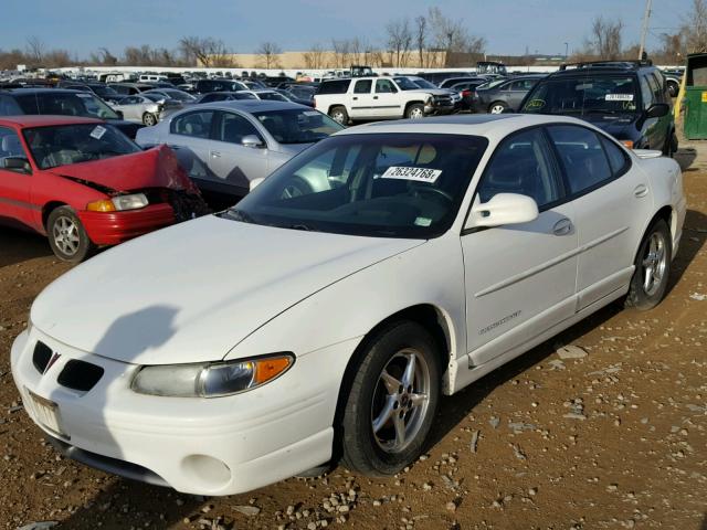 1G2WP52K22F287802 - 2002 PONTIAC GRAND PRIX WHITE photo 2