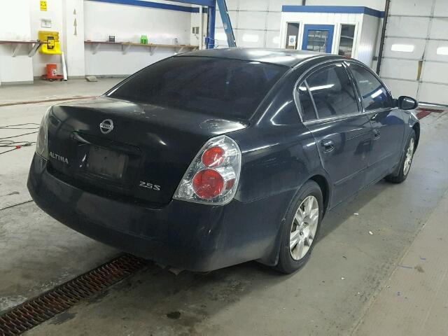 1N4AL11DX5N904232 - 2005 NISSAN ALTIMA S BLACK photo 4