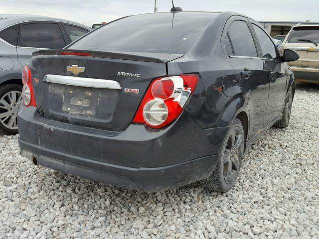 1G1JG5SB0G4146275 - 2016 CHEVROLET SONIC RS BLACK photo 4