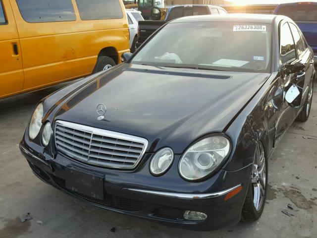 WDBUF65J33A120814 - 2003 MERCEDES-BENZ E 320 BLUE photo 2