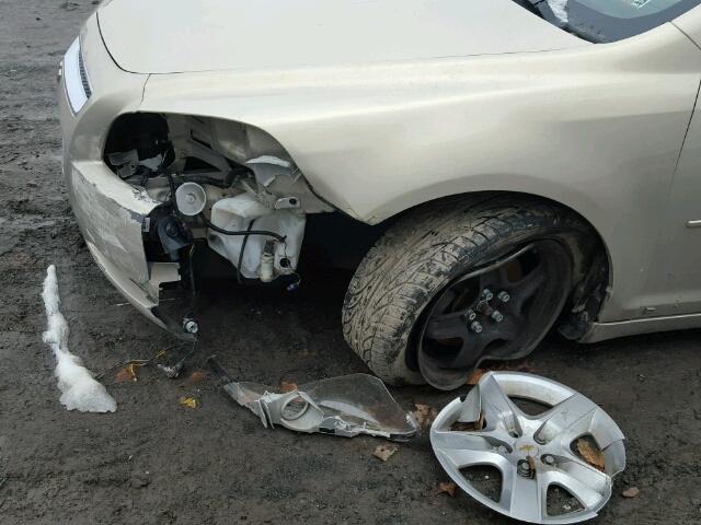 1G1ZG57B69F136837 - 2009 CHEVROLET MALIBU LS GOLD photo 9