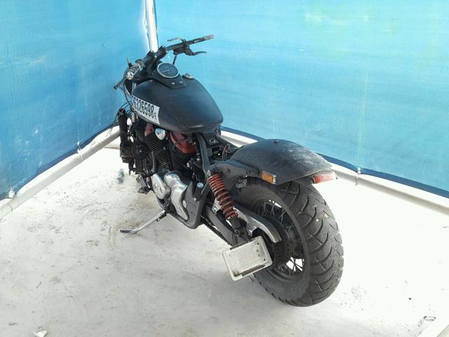 JH2RC44585M802637 - 2005 HONDA VT750 DC BLACK photo 3