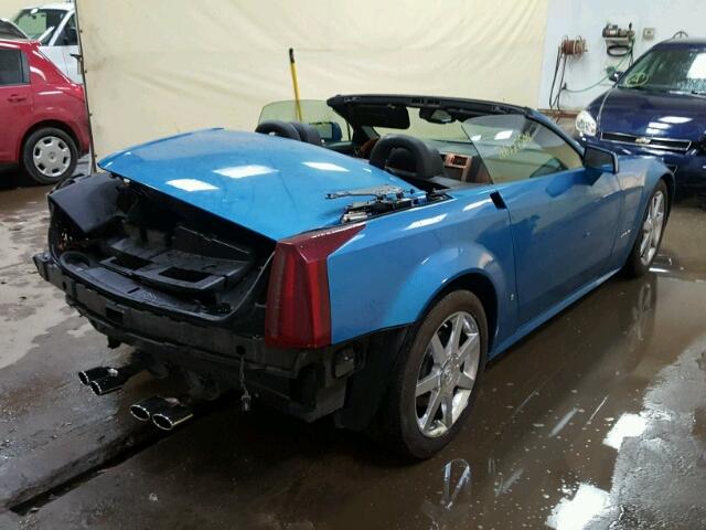 1G6YV36A385600826 - 2008 CADILLAC XLR BLUE photo 4