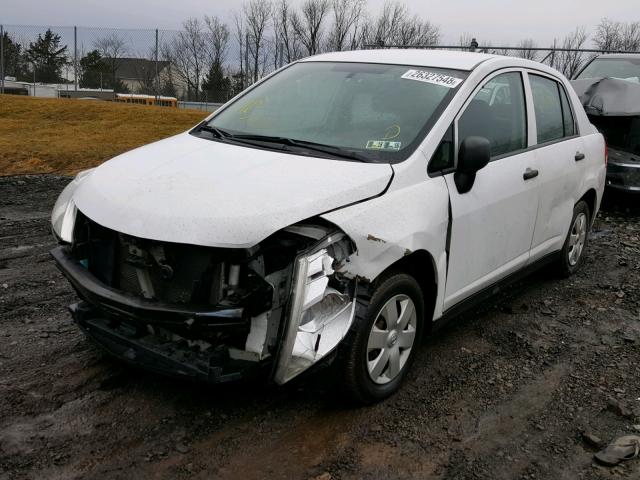 3N1CC1AP0AL358793 - 2010 NISSAN VERSA S WHITE photo 2