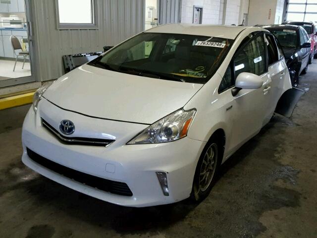 JTDZN3EU1C3135819 - 2012 TOYOTA PRIUS V WHITE photo 2