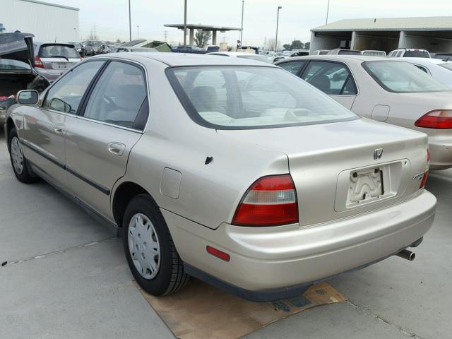 1HGCD5631SA157681 - 1995 HONDA ACCORD LX BEIGE photo 3