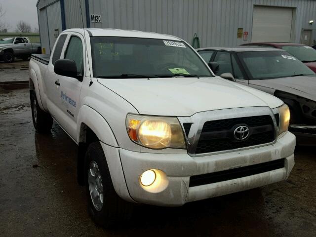 5TFTU4GNXBX004626 - 2011 TOYOTA TACOMA PRE WHITE photo 1