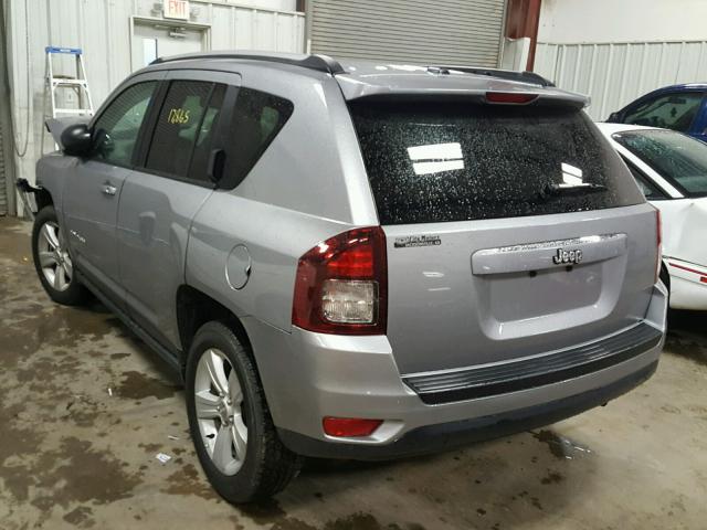 1C4NJCBA5HD146621 - 2017 JEEP COMPASS SP 银色 照片 3