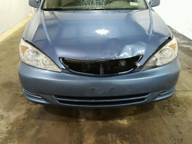4T1BE32K84U916946 - 2004 TOYOTA CAMRY LE BLUE photo 9