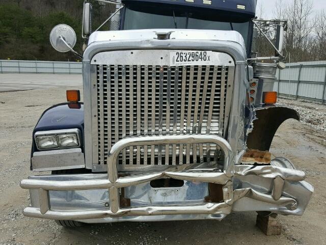 1FUJAPCG33DK69067 - 2003 FREIGHTLINER CONVENTION BLUE photo 7