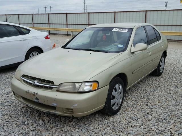 1N4DL01D9XC101949 - 1999 NISSAN ALTIMA XE GOLD photo 2