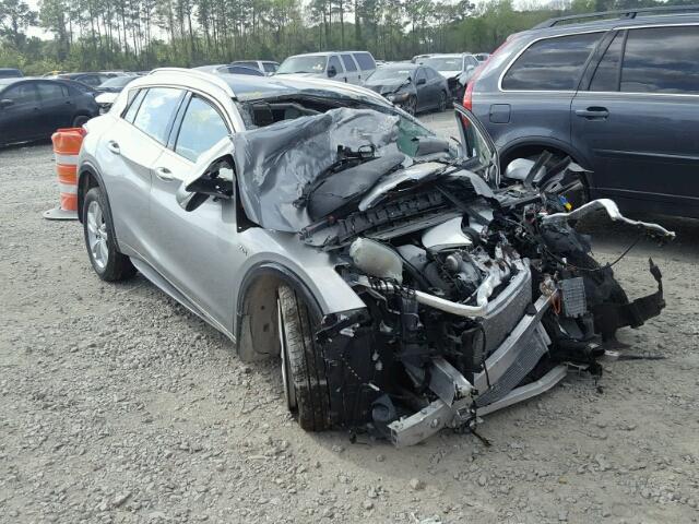 SJKCH5CP0HA020019 - 2017 INFINITI QX30 BASE SILVER photo 1