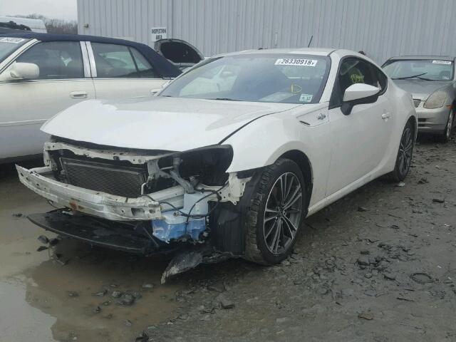 JF1ZNAA14D1706397 - 2013 TOYOTA SCION FR-S WHITE photo 2