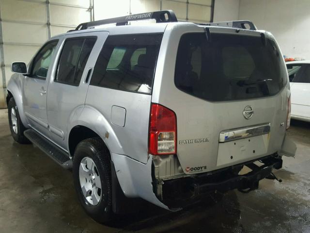 5N1AR18W67C634278 - 2007 NISSAN PATHFINDER SILVER photo 3