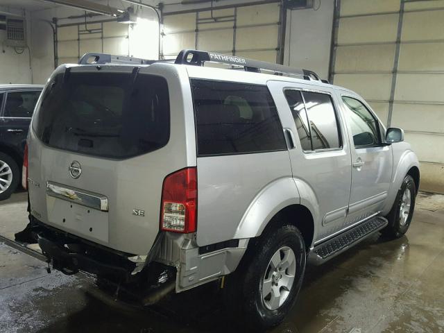 5N1AR18W67C634278 - 2007 NISSAN PATHFINDER SILVER photo 4