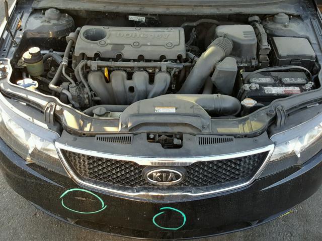 KNAFU4A24A5053422 - 2010 KIA FORTE EX BLACK photo 7