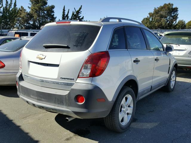 3GNAL2EK4DS640882 - 2013 CHEVROLET CAPTIVA LS 银色 照片 4