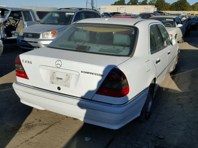 WDBHA24G0YA850797 - 2000 MERCEDES-BENZ C 230 WHITE photo 4