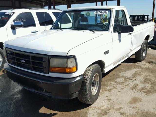 1FTEF15Y9SNB22984 - 1995 FORD F150 WHITE photo 2