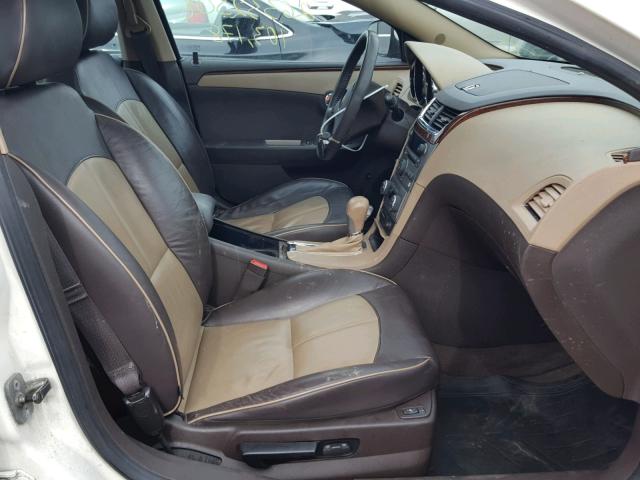 1G1ZE5E7XBF388214 - 2011 CHEVROLET MALIBU LTZ WHITE photo 5