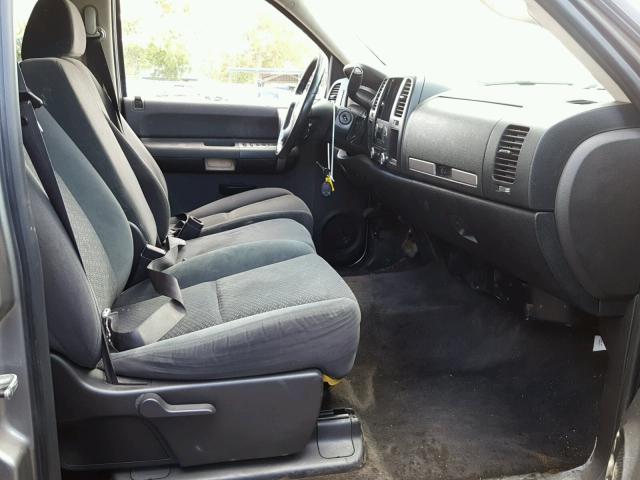 2GCEC13C471518376 - 2007 CHEVROLET SILVERADO GRAY photo 5