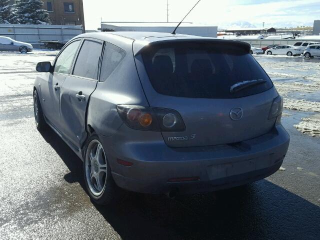 JM1BK143451241042 - 2005 MAZDA 3 HATCHBAC GRAY photo 3