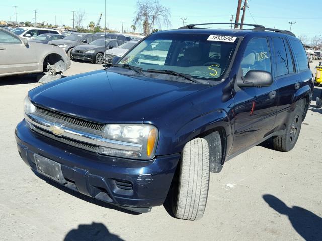 1GNDT13S772252040 - 2007 CHEVROLET TRAILBLAZE BLUE photo 2