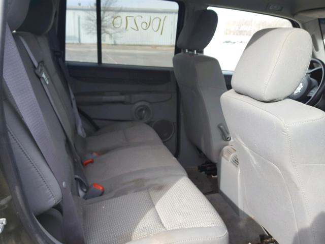 1J8HG48K27C691156 - 2007 JEEP COMMANDER მწვანე ფოტო 6