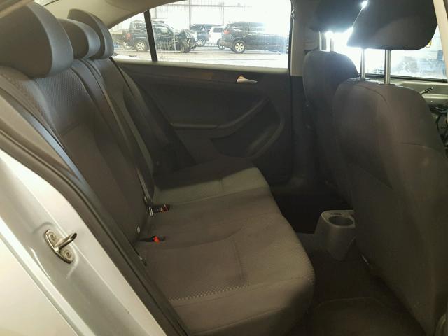 3VW1K7AJ3DM205438 - 2013 VOLKSWAGEN JETTA BASE ვერცხლისფერი ფოტო 6