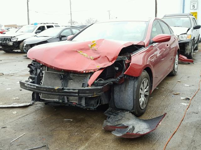 5NPEB4AC3CH455822 - 2012 HYUNDAI SONATA GLS RED photo 2