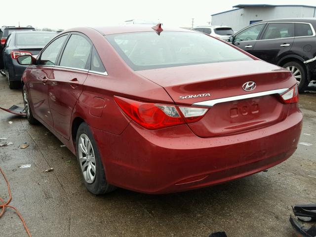 5NPEB4AC3CH455822 - 2012 HYUNDAI SONATA GLS RED photo 3