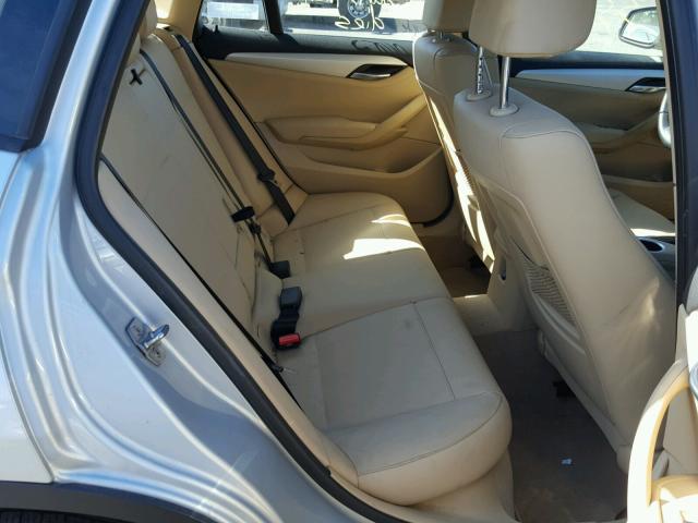 WBAVM1C54FV498851 - 2015 BMW X1 SDRIVE2 Күміс фото 6