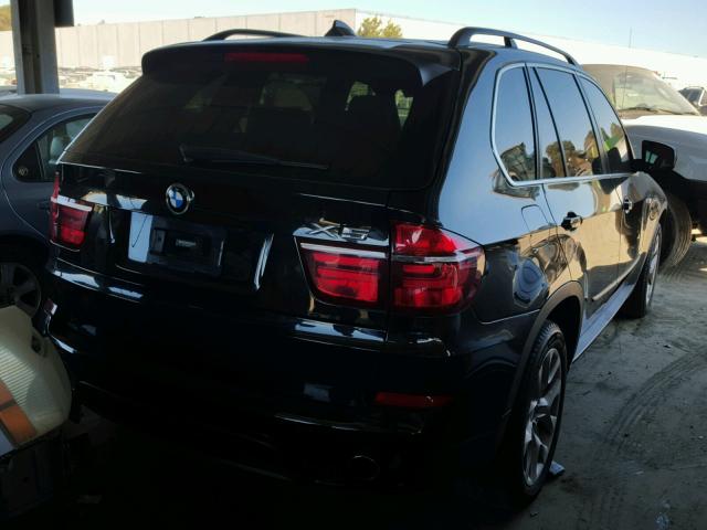 5UXZV4C56D0B16267 - 2013 BMW X5 XDRIVE3 BLACK photo 4