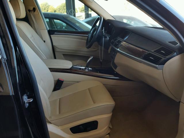 5UXZV4C56D0B16267 - 2013 BMW X5 XDRIVE3 Սև լուսանկար 5