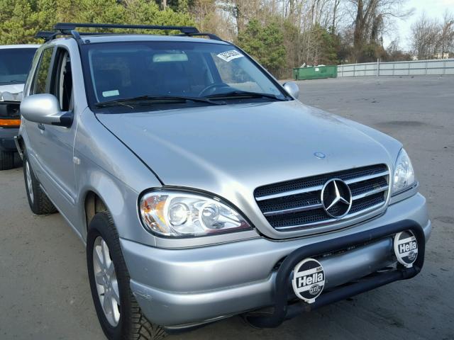 4JGAB72E4YA174400 - 2000 MERCEDES-BENZ ML 430 SILVER photo 1