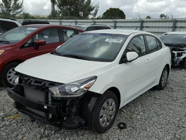 3KPA24AB3JE079159 - 2018 KIA RIO LX WHITE photo 2