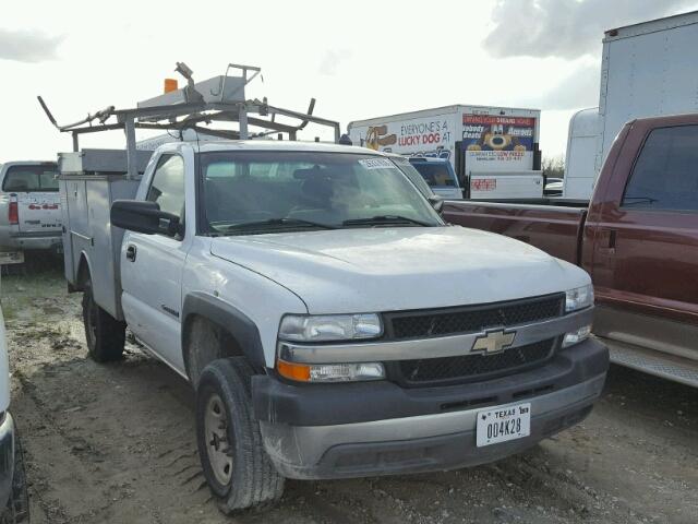 1GBHC24U12Z204795 - 2002 CHEVROLET SILVERADO WHITE photo 1