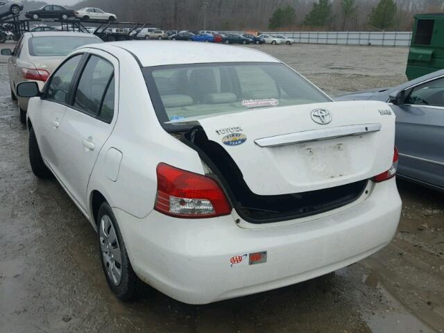 JTDBT903371122869 - 2007 TOYOTA YARIS WHITE photo 3