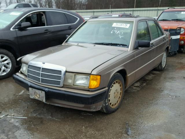 WDBDA29D6LF670166 - 1990 MERCEDES-BENZ 190 E 2.6 BROWN photo 2