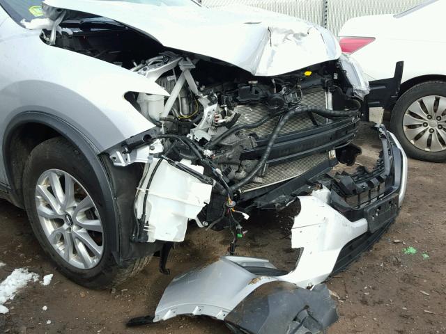 KNMAT2MV2HP541163 - 2017 NISSAN ROGUE S SILVER photo 9