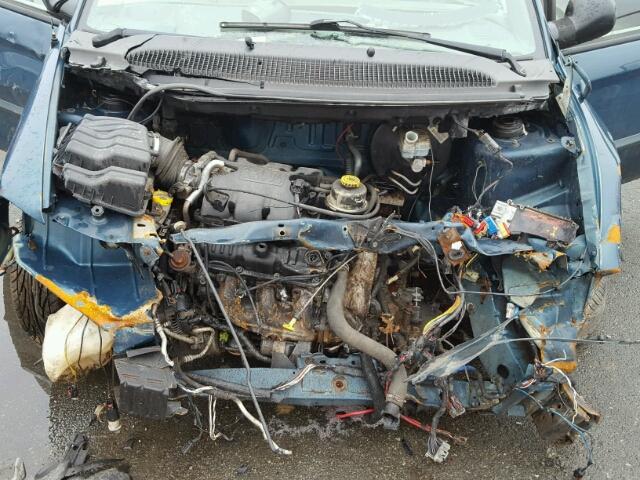 1C4GJ25322B531170 - 2002 CHRYSLER VOYAGER BLUE photo 7