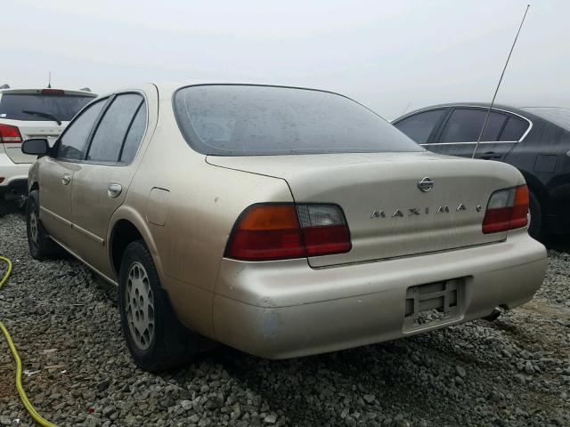 JN1CA21D1TT709033 - 1996 NISSAN MAXIMA GLE GOLD photo 3