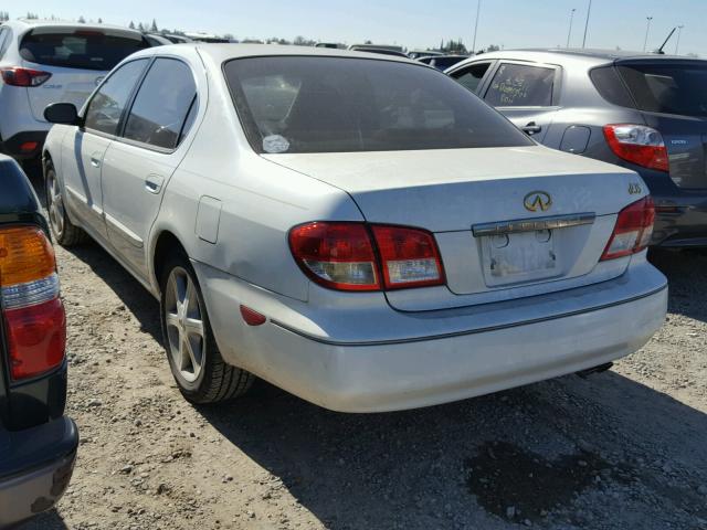 JNKDA31A62T030949 - 2002 INFINITI I35 WHITE photo 3