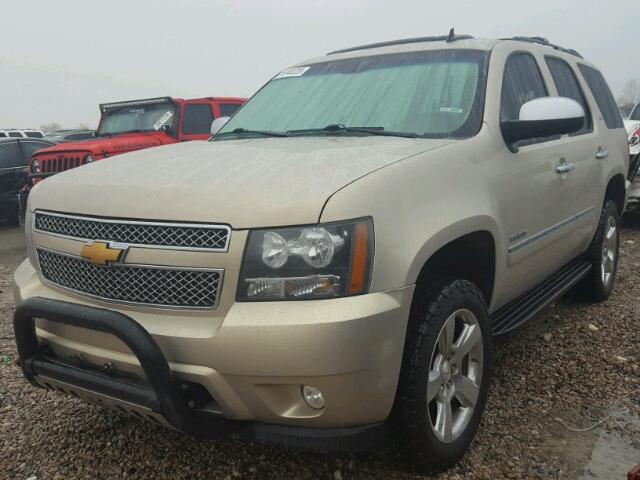 1GNSCCE06BR375715 - 2011 CHEVROLET TAHOE C150 TAN photo 2