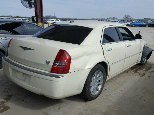 2C3KA63H16H114785 - 2006 CHRYSLER 300C CREAM photo 4